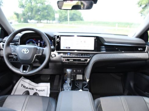 Used 2026 Toyota Camry XLE w/ Premium Plus Package AWD/4WD image 27