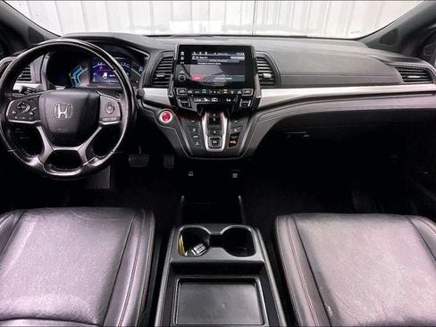 Certified 2024 Honda Odyssey Sport image 15