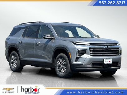 New 2025 Chevrolet Traverse LT w/ Enhanced Driving Package