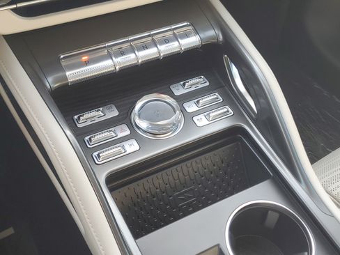 New 2026 Lincoln Nautilus Reserve AWD/4WD image 26