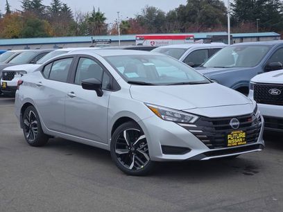 New 2025 Nissan Versa SR w/ Trunk Package