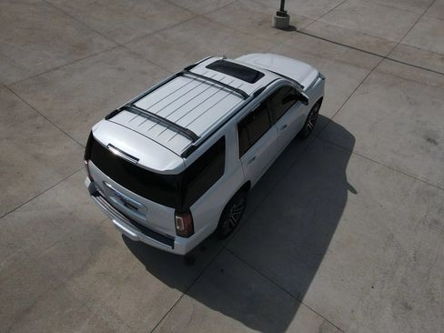 Used 2019 GMC Yukon Denali w/ Denali Ultimate Package AWD/4WD image 61