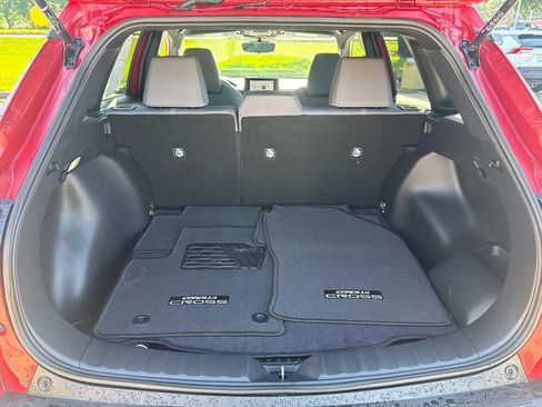 Used 2024 Toyota Corolla Cross AWD Hybrid image 13