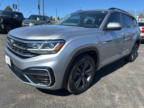 Used 2021 Volkswagen Atlas SE w/ Panoramic Sunroof Package image 7