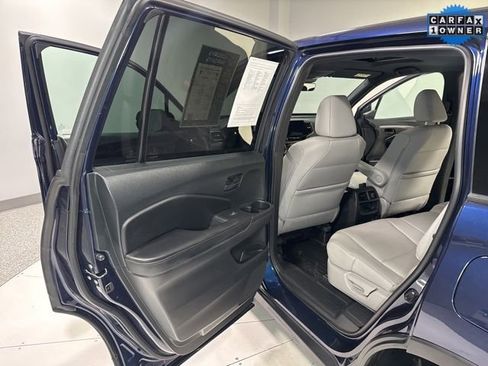 Used 2023 Honda Passport EX-L image 17