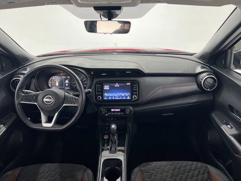 Used 2023 Nissan Kicks SR w/ Interior Electronics Package image 18