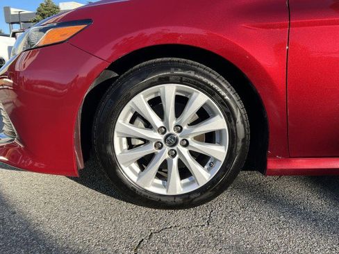 Used 2019 Toyota Camry LE w/ Convenience Package image 32