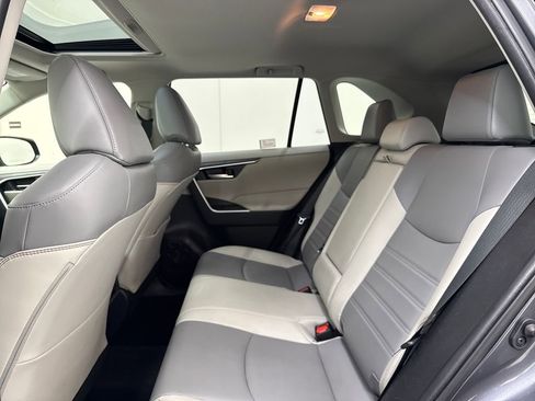 Used 2020 Toyota RAV4 XLE Premium AWD/4WD image 26