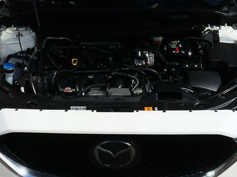 Used 2018 MAZDA CX-5 Touring image 59