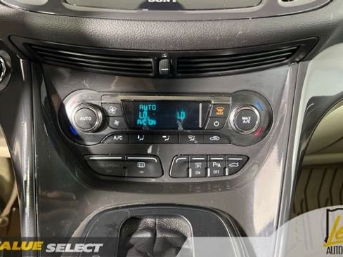 Used 2014 Ford Escape Titanium w/ Equipment Group 401A AWD/4WD image 22