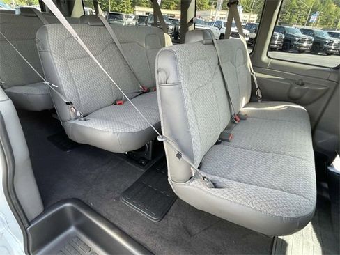New 2025 GMC Savana 3500 LT w/ LT Preferred Equipment Group image 7