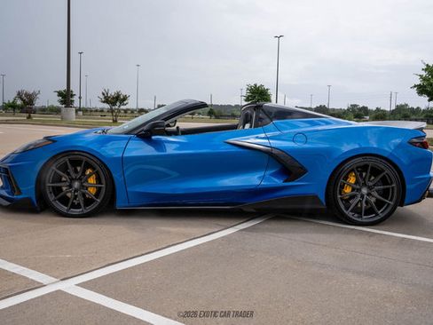 Used 2024 Chevrolet Corvette Stingray Premium Conv w/ Stealth Interior Trim Package RWD image 3