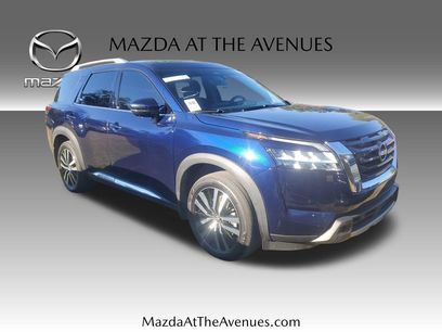 Used 2023 Nissan Pathfinder Platinum w/ Cargo Package