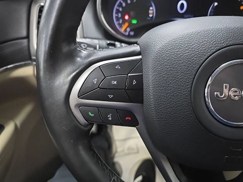 Used 2019 Jeep Grand Cherokee Limited AWD/4WD image 20