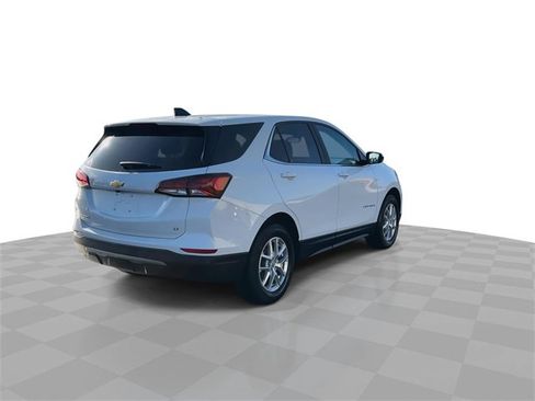 Certified 2024 Chevrolet Equinox LT image 8