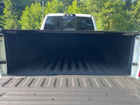 Used 2025 RAM 2500 Laramie w/ Sport Appearance Package AWD/4WD image 8