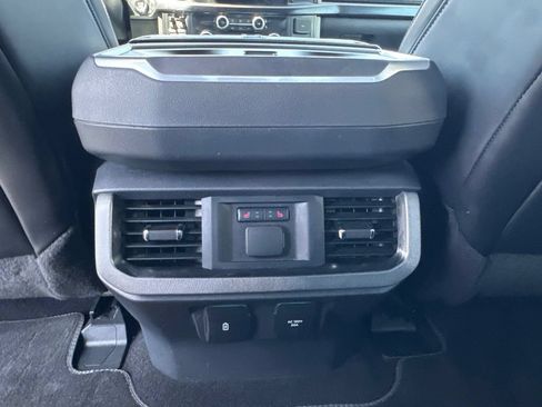 Certified 2024 Ford F150 Platinum w/ Equipment Group 702A High AWD/4WD image 17
