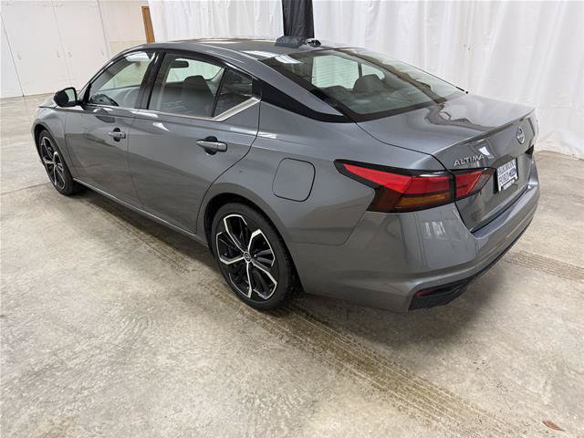 Used 2026 Nissan Altima 2.5 SR FWD image 10