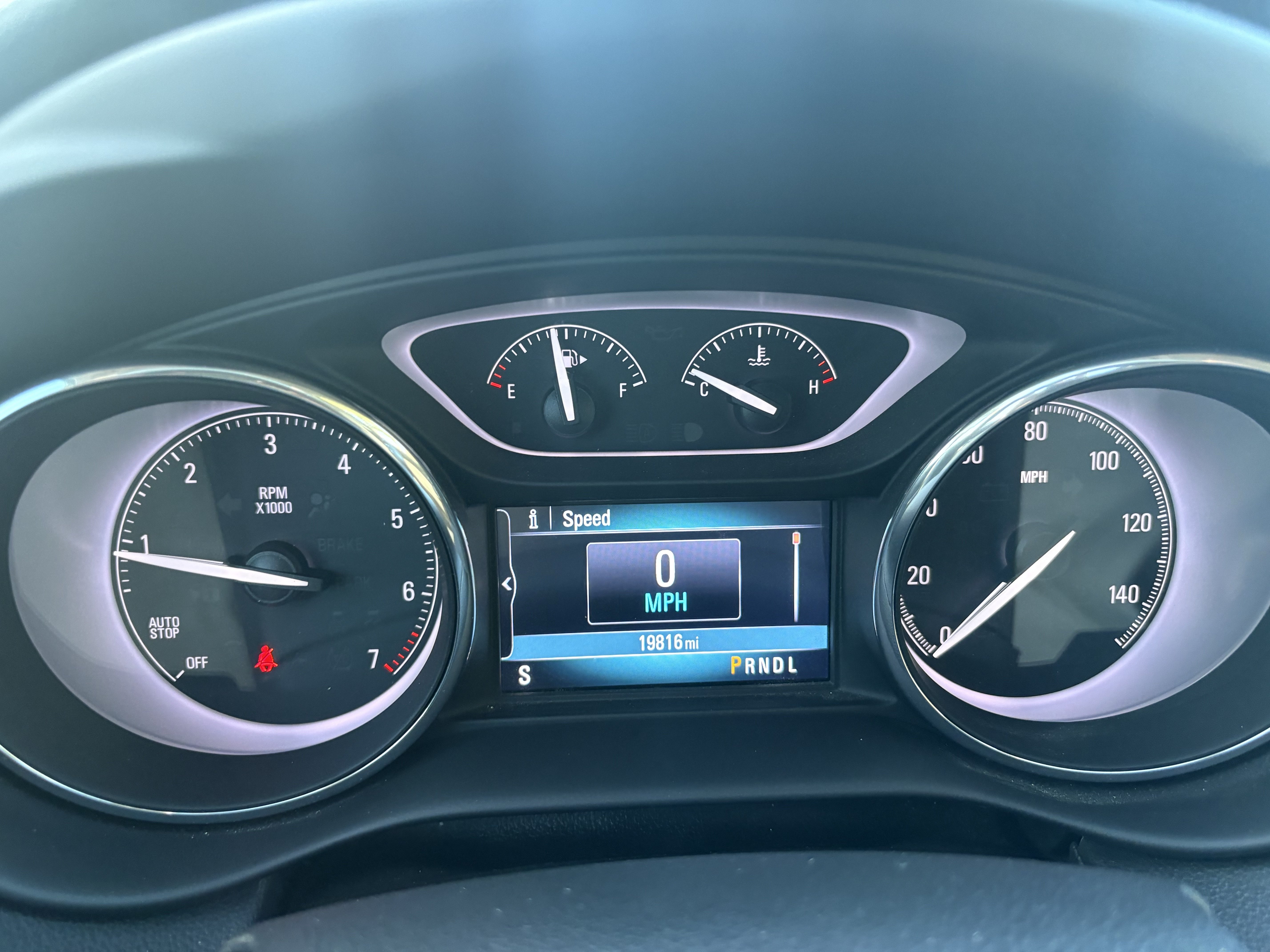 Certified 2020 Buick Envision Essence FWD image 11