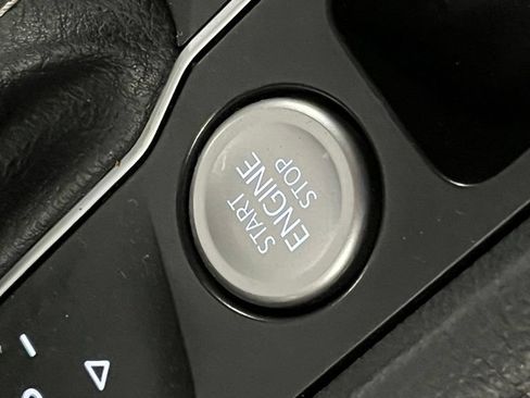 Certified 2022 Volkswagen Atlas SE AWD/4WD image 15