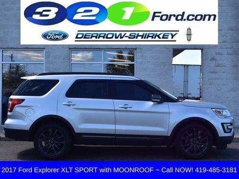 Used 2017 Ford Explorer XLT w/ Equipment Group 202A AWD/4WD image 3