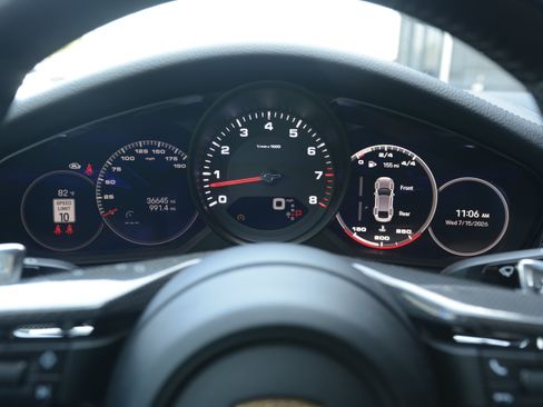 Certified 2023 Porsche Panamera Platinum Edition RWD image 17