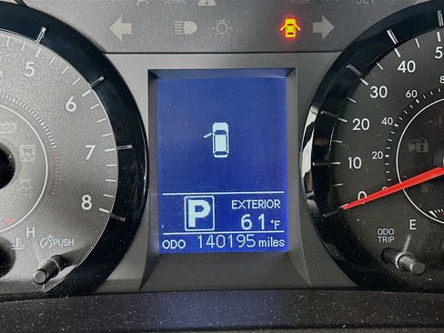Used 2017 Toyota Sienna LE FWD image 19