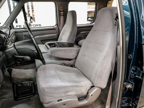 Used 1997 Ford F350 XLT image 32