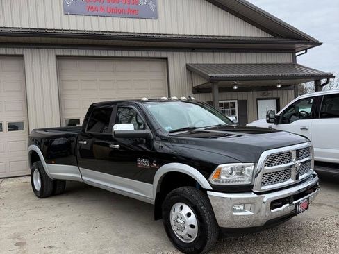 Used 2016 RAM 3500 Laramie image 2
