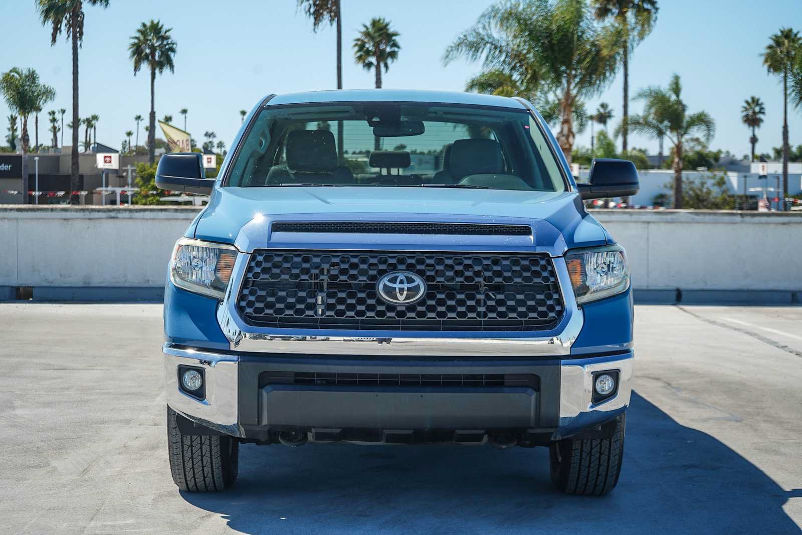 Used 2020 Toyota Tundra SR5 w/ SR5 Leather Package AWD/4WD image 3