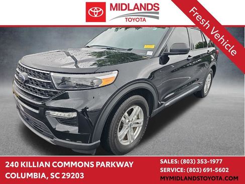 Used 2021 Ford Explorer XLT w/ Equipment Group 202A RWD image 1