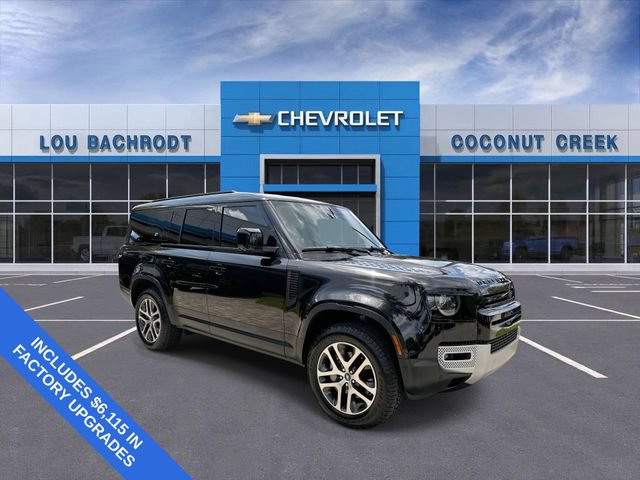 Used 2023 Land Rover Defender 130 SE AWD/4WD image 2