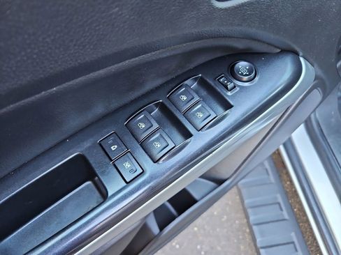 Used 2015 Chevrolet Colorado LT w/ LT Convenience Package image 26