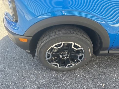 New 2025 Ford Bronco Sport Outer Banks image 10