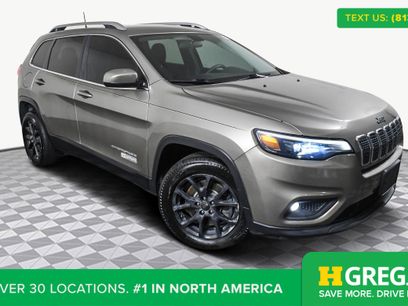 Used 2019 Jeep Cherokee Latitude w/ Popular Appearance Group