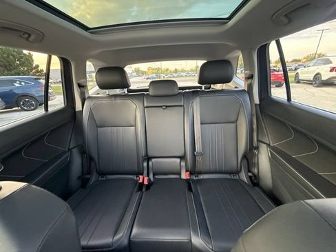 Used 2022 Volkswagen Tiguan SE AWD/4WD image 14