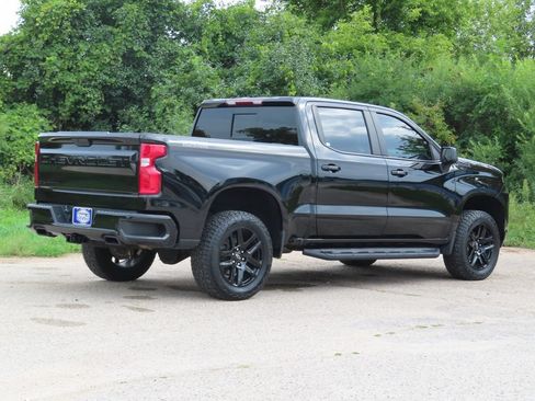 Certified 2021 Chevrolet Silverado 1500 LT Trail Boss w/ LT Trail Boss Premium Package AWD/4WD image 3