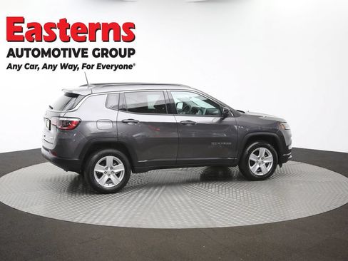Used 2022 Jeep Compass Latitude AWD/4WD image 45
