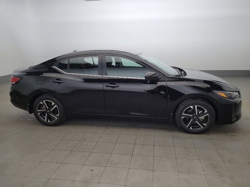 Used 2025 Nissan Sentra SV image 11