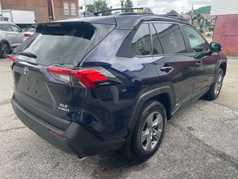 Used 2024 Toyota RAV4 XLE w/ Convenience Package AWD/4WD image 5