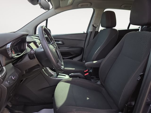 Used 2018 Chevrolet Trax LS AWD/4WD image 11