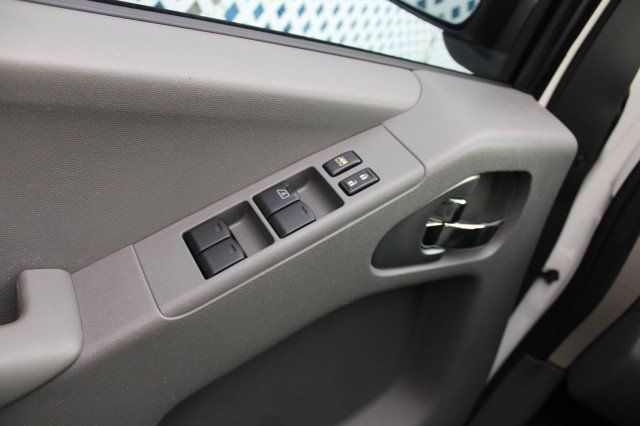 Used 2015 Nissan Frontier SV RWD image 22