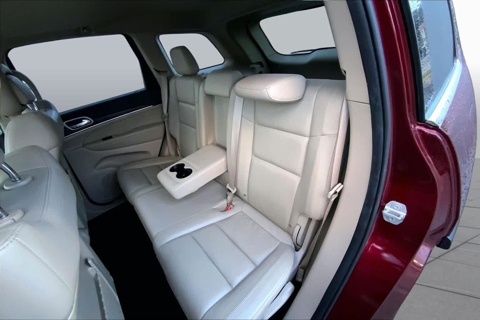 Used 2021 Jeep Grand Cherokee Limited RWD image 17