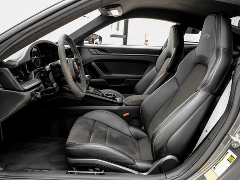 Used 2022 Porsche 911 GT3 image 6