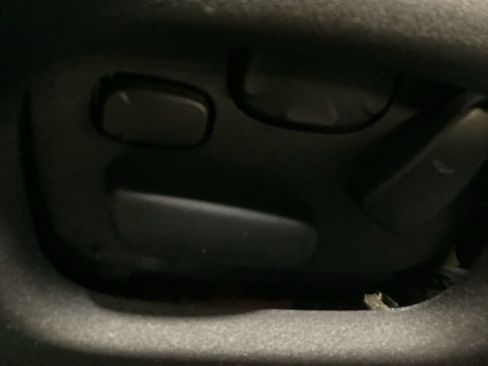 Used 2015 Lincoln MKS AWD w/ Equipment Group 101A image 26