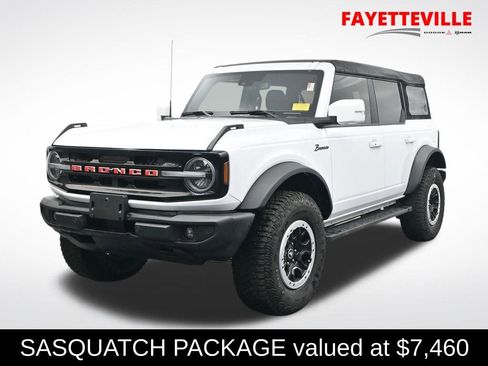 Used 2024 Ford Bronco Outer Banks w/ Sasquatch Package image 1
