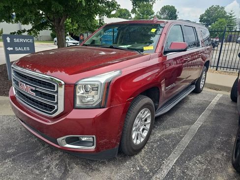Used 2019 GMC Yukon XL SLT w/ Open Road Package AWD/4WD image 1