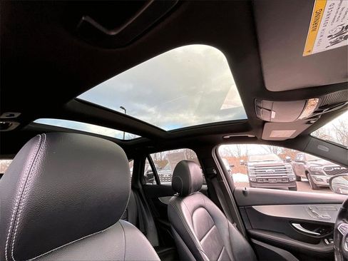 Used 2019 Mercedes-Benz GLC 300 GLC 300 image 21