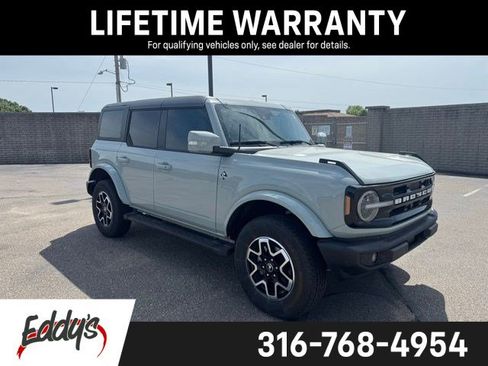 Used 2024 Ford Bronco Outer Banks AWD/4WD image 1