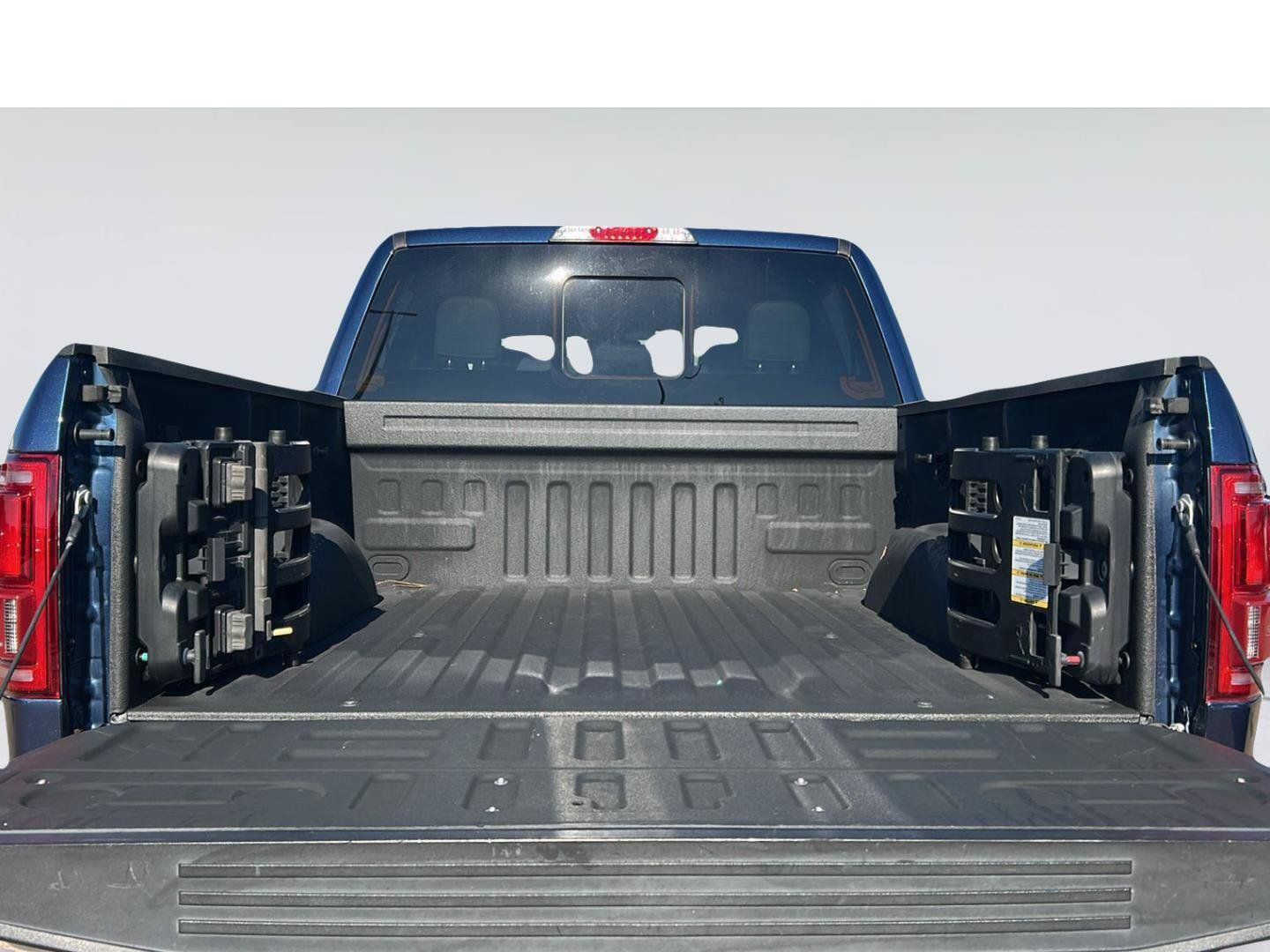 Used 2017 Ford F150 Lariat w/ Equipment Group 502A Luxury AWD/4WD image 28